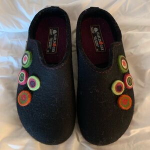RARE Haflinger Grizzly pure wool clogs NWOB